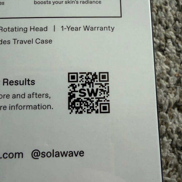 BNIB sealed Solawave Radiant Renewal 4-in-1 Skincare Wand w/ Red Light Therapy - Picture 9 of 12